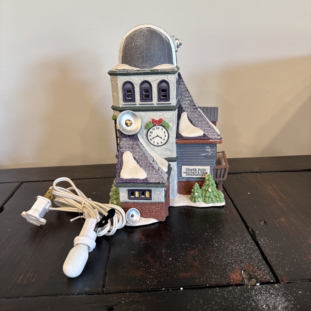 Dept 56 North Pole Series Weather & Time Observatory Mint Condition Original Box
